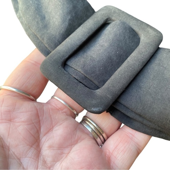 Yoyo's Studed Shoulder Jacket Blouse I Size: L - Picture 15 of 15